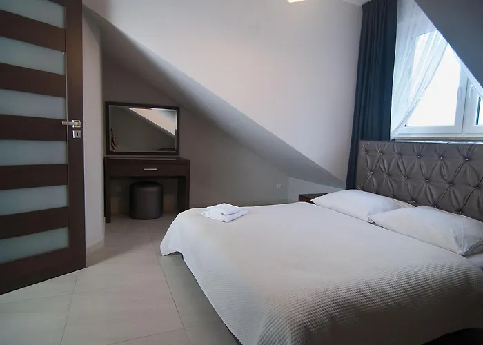 Baltica Nocleg ze śniadaniem 3*